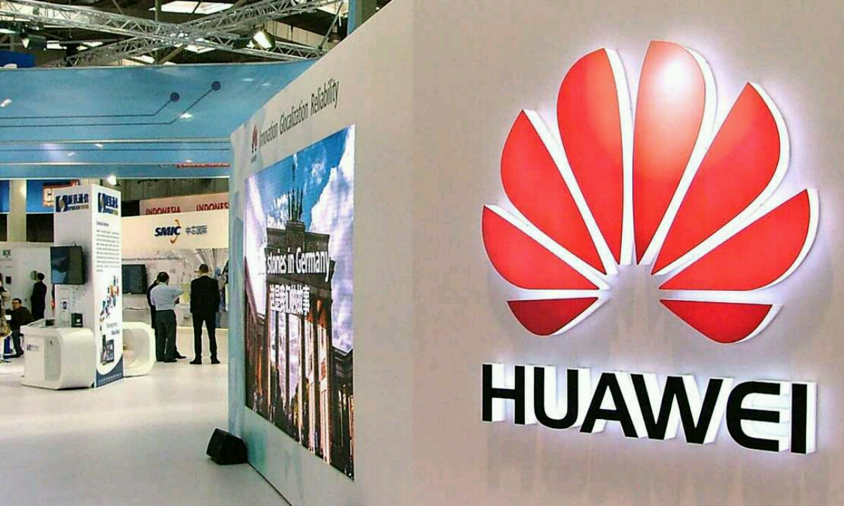 Huawei CEOk HongMengOS-i erreklamazioa handitzen dio