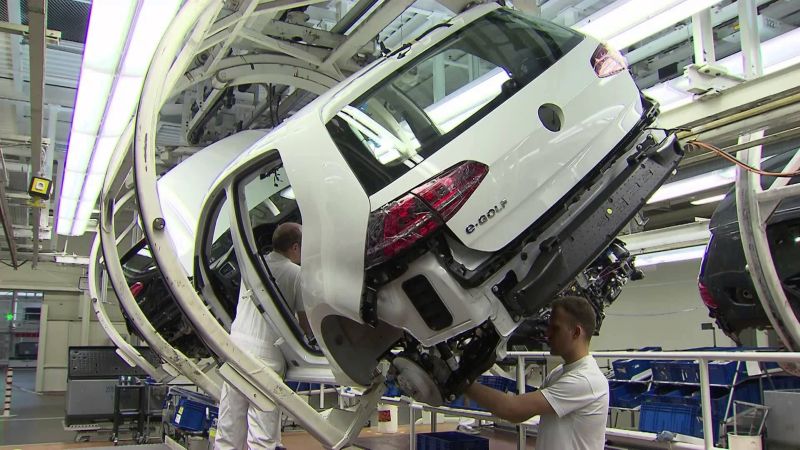 Volkswagen-ek Europako EV produkzio sare handiena ezartzen du!