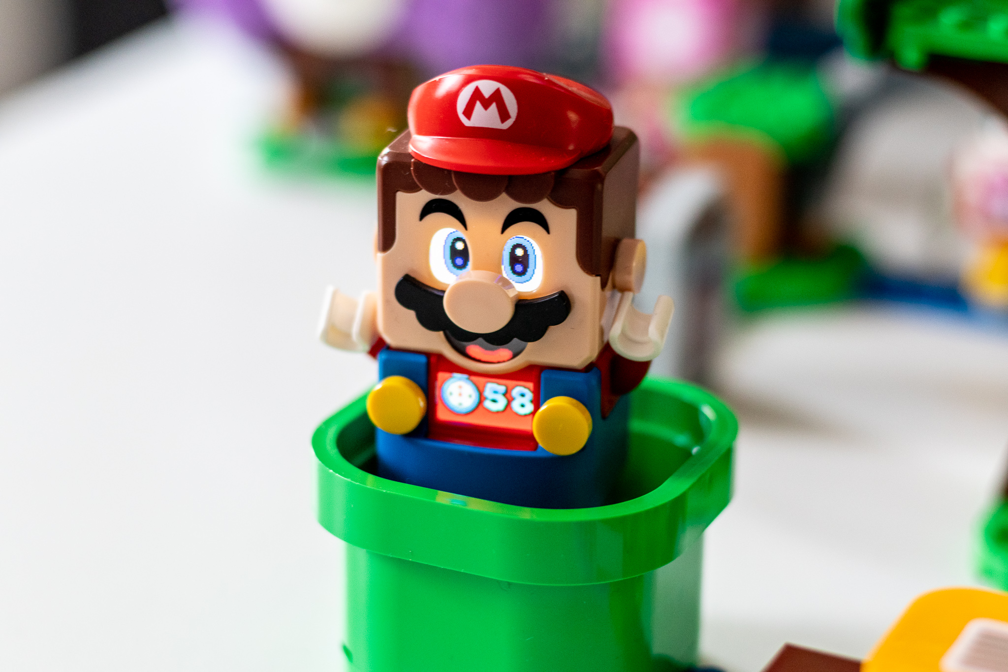 LEGO Super Mario daukat jada. Plastikozko iturgintza uste baino azkarragoa da eta blokeek denbora luzez dibertitzen zaituzte