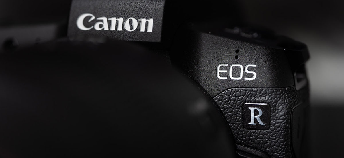 Canon EOS R Mark II horizontean. IS bikoitzeko sistema berezia jaso dezake