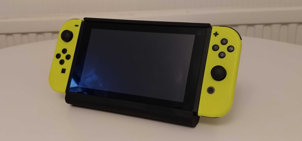 Nintendo Switch S-kargen berrikuspena 1