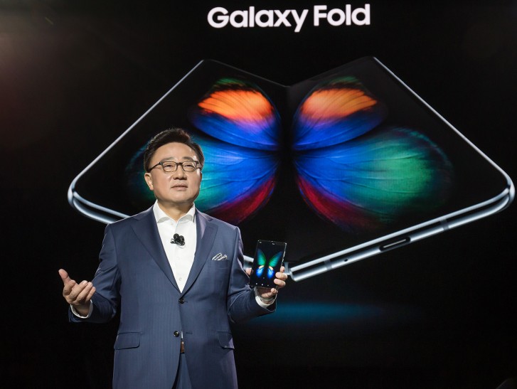 Samsung-ek ia desafioa egin dio Huawei-ri