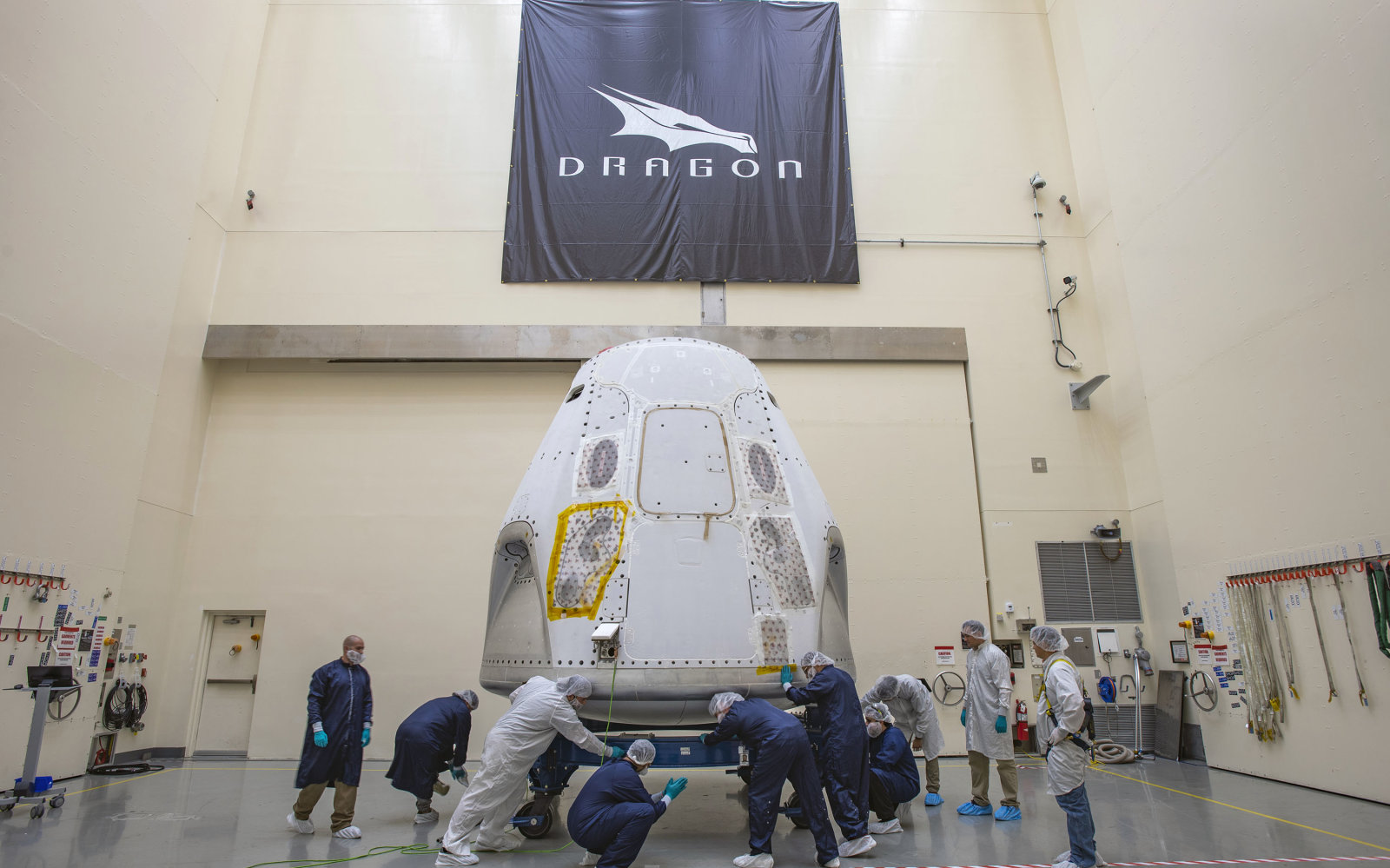 SpaceX-ek Crew Dragon jarri zuen abian jartzeko tertulian