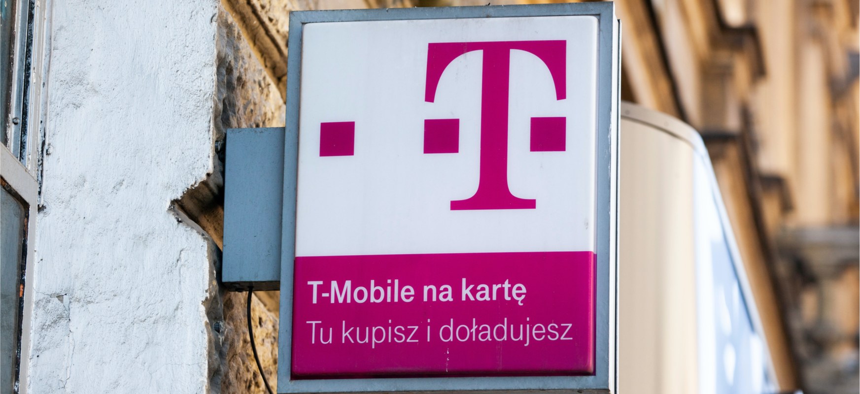 T-Mobile-k automatikoki hedatuko du aurrez ordaindutako kontuaren baliagarritasuna adinekoei