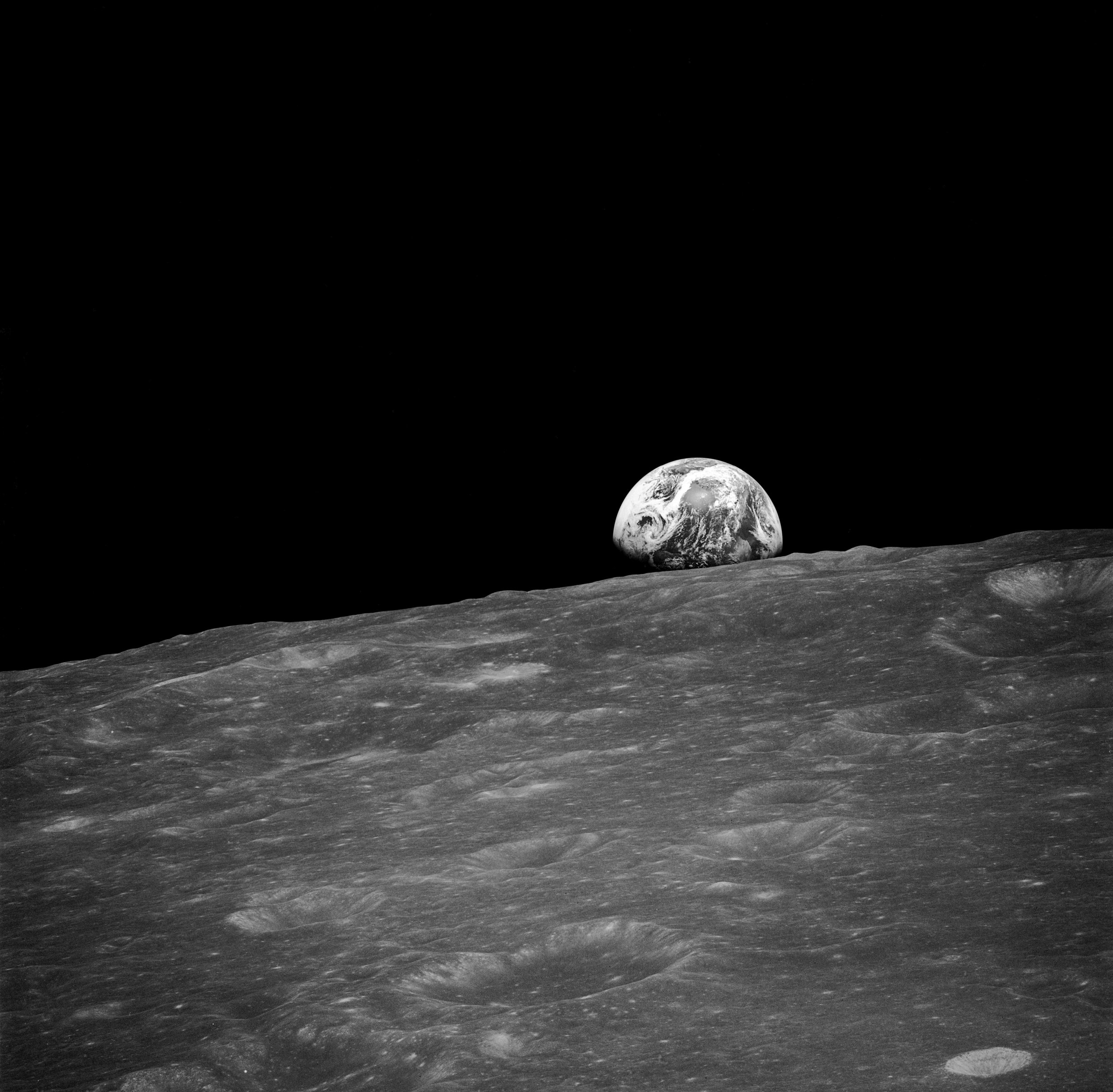 Zer ikusi zuten Apollo 13 misioko astronautek ilargiaren alde ikusezinetan? Orain zeure burua ikus dezakezu