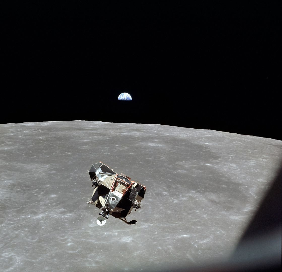 Apollo astronautak software akats baten lehen biktimak izan dira. 50 urte igaro dira ilargira hegan egin zenetik